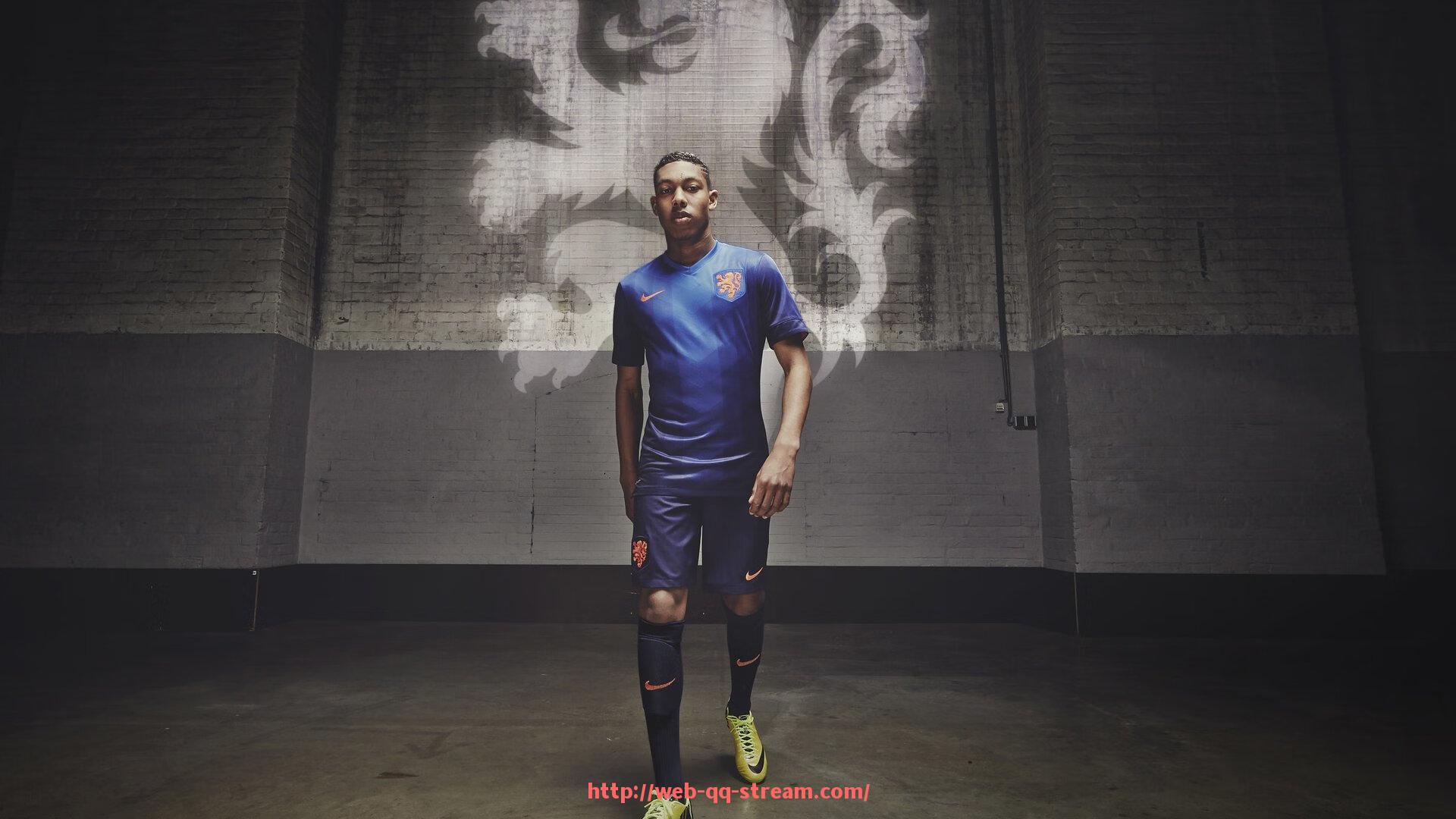 企鹅直播-篮球训练中“防守后视野转移”技巧是否决定协防效率高低